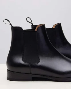In Corio HENRY Sale